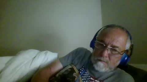 mrtease5 online show from June 15, 4:47 am