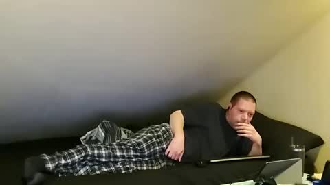 Snapshot of mrxhere chatting on February 25, 10:07 pm mrxhere online show from February 25, 10:07 pm