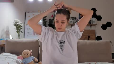 Snapshot of ms_foryou chatting on October 29, 3:25 pm Ms ForYOU online show from October 29, 3:25 pm