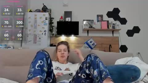 Snapshot of ms_foryou chatting on December 20, 3:13 am Ms ForYOU online show from December 20, 3:13 am