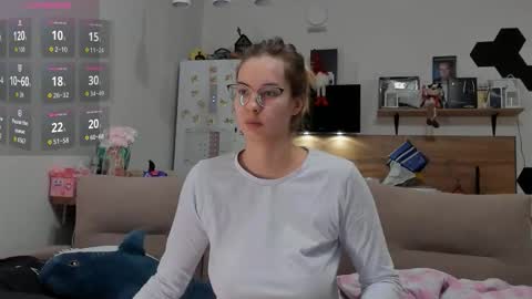 Snapshot of ms_foryou chatting on February 6, 3:55 am Ms ForYOU online show from February 6, 3:55 am