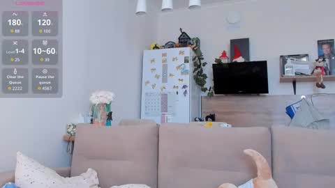 Snapshot of ms_foryou chatting on February 20, 4:20 am Ms ForYOU online show from February 20, 4:20 am