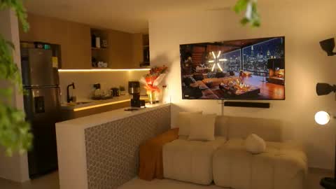 Samantha online show from February 22, 1:07 am