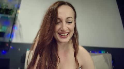 Melanie online show from December 31, 6:57 pm