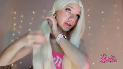 Snapshot of ms_pickless chatting on January 16, 2:10 pm Annabelle online show from January 16, 2:10 pm