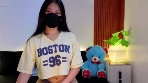 ms_shye online show from October 26, 4:18 am