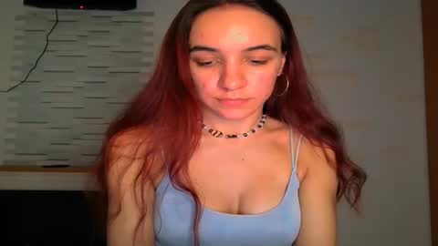 Snapshot of ms_sophiee chatting on December 21, 4:46 pm ms_sophiee online show from December 21, 4:46 pm