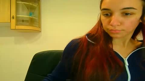 Snapshot of ms_sophiee chatting on January 23, 5:10 pm ms_sophiee online show from January 23, 5:10 pm