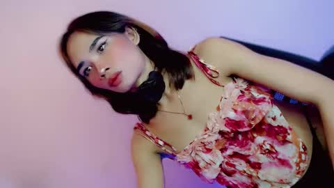 mscherry_ online show from May 30, 10:40 pm