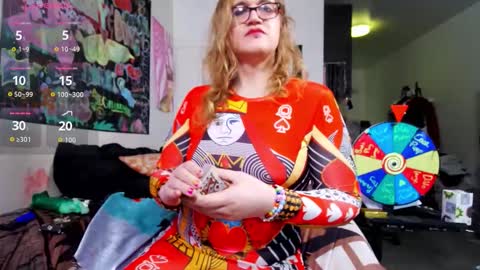 Cunty Luxxe online show from January 5, 9:51 pm