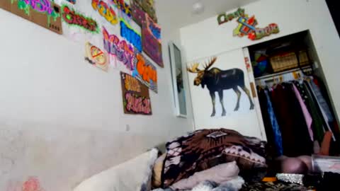 Cunty Luxxe online show from August 5, 9:39 pm
