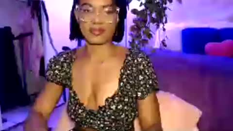 Snapshot of msemonibrown chatting on July 6, 4:53 am CocoSage online show from July 6, 4:53 am