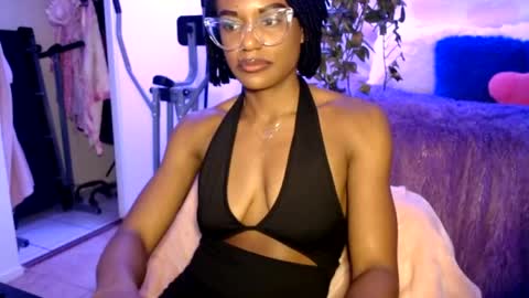 Snapshot of msemonibrown chatting on July 7, 7:45 am CocoSage online show from July 7, 7:45 am