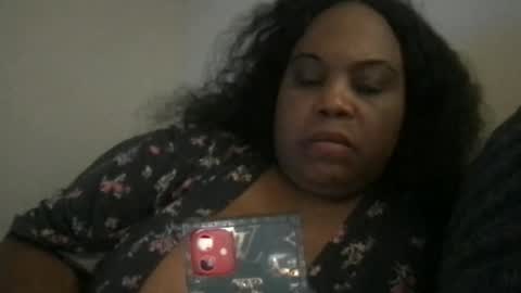 Snapshot of msjonemillion chatting on November 28, 12:13 am Chocolate Candy Stick online show from November 28, 12:13 am