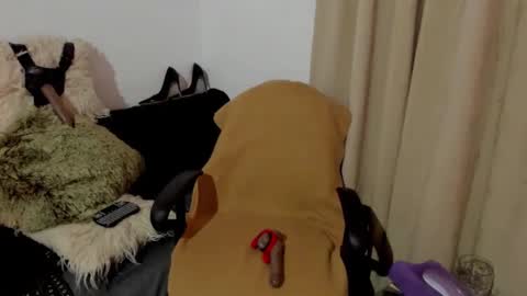 Miss Justine online show from January 18, 1:52 am