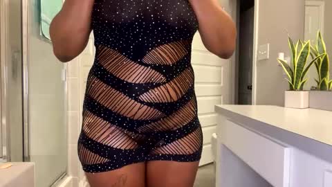 Snapshot of msloyalty chatting on October 2, 3:13 am Ms. LOYALTY online show from October 2, 3:13 am