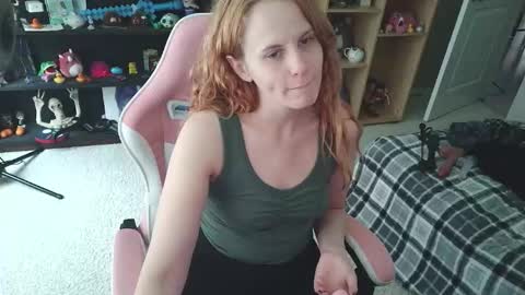 Snapshot of msmallow chatting on November 27, 6:54 pm Mallow online show from November 27, 6:54 pm