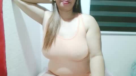 Snapshot of msseksi_love chatting on April 15, 9:59 pm msseksi_love online show from April 15, 9:59 pm
