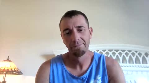 Snapshot of mst_198569 chatting on December 16, 4:34 pm mst_198569 online show from December 16, 4:34 pm