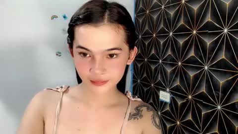 Snapshot of mstefany chatting on December 5, 6:44 pm tefany online show from December 5, 6:44 pm