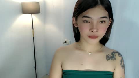 Snapshot of mstefany chatting on December 21, 5:18 pm tefany online show from December 21, 5:18 pm