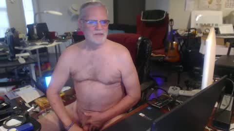 Snapshot of mt2much chatting on September 19, 10:43 pm mt2much online show from September 19, 10:43 pm