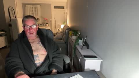 mtb1697 online show from October 27, 12:26 am