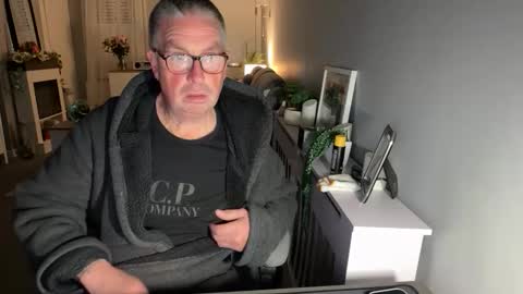 mtb1697 online show from March 23, 12:25 am