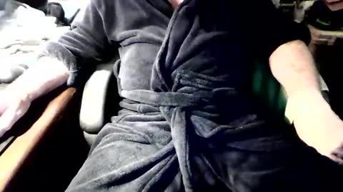 Goose online show from April 3, 3:04 am