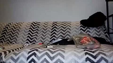 mtibor19970725 online show from May 1, 10:58 pm