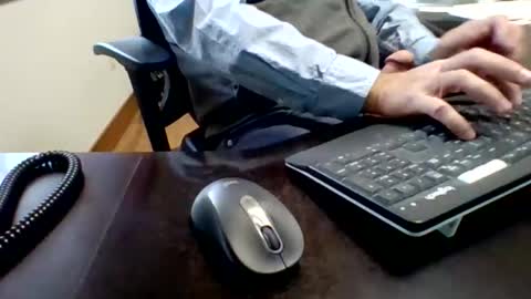 mttoker online show from May 21, 3:41 pm