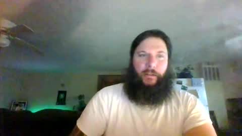 Snapshot of mudge chatting on December 29, 2:38 am Mudge online show from December 29, 2:38 am