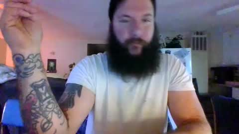Snapshot of mudge chatting on January 7, 2:08 pm Mudge online show from January 7, 2:08 pm