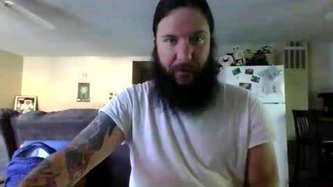 Snapshot of mudge chatting on January 25, 1:30 pm Mudge online show from January 25, 1:30 pm