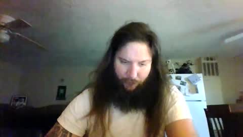 Snapshot of mudge chatting on February 2, 3:54 am Mudge online show from February 2, 3:54 am