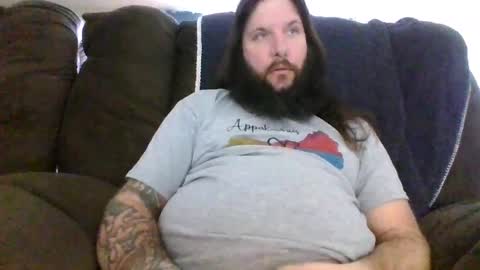 Snapshot of mudge chatting on February 25, 8:51 pm Mudge online show from February 25, 8:51 pm
