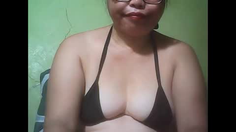 muffy_bunny online show from September 15, 8:36 am