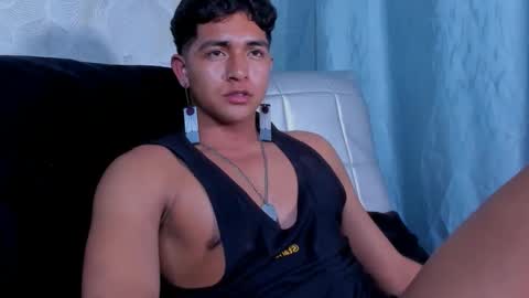 Snapshot of muichiro_tokito1 chatting on December 20, 10:49 am muichiro tokito1 online show from December 20, 10:49 am