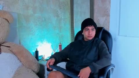 Snapshot of muichiro_tokito1 chatting on December 22, 4:50 am muichiro tokito1 online show from December 22, 4:50 am