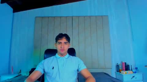 Snapshot of muichiro_tokito1 chatting on January 5, 4:25 am muichiro tokito1 online show from January 5, 4:25 am