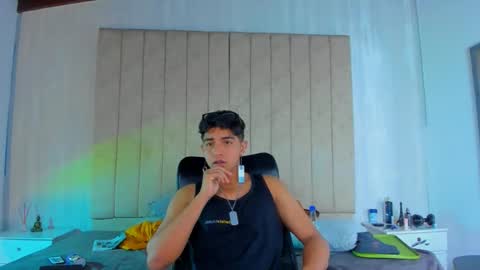 Snapshot of muichiro_tokito1 chatting on January 11, 8:22 am muichiro tokito1 online show from January 11, 8:22 am