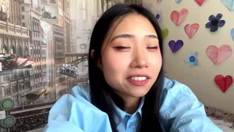 Snapshot of muiklecha chatting on February 17, 1:57 am Mia online show from February 17, 1:57 am