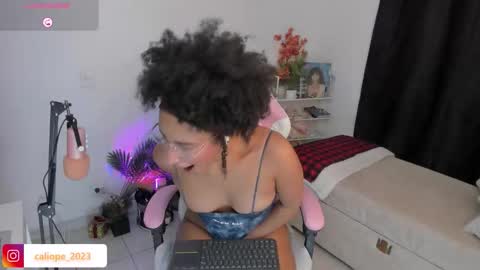 HEY GUYS IF YOU LIKE SEXY SHOW YOU ARE IN THE CORRECT PLACE CU WENESDAY PVT OPEN   TRANSMISSION TIME 5 PM - 10 PM COLOMBIA online show from February 24, 1:25 am