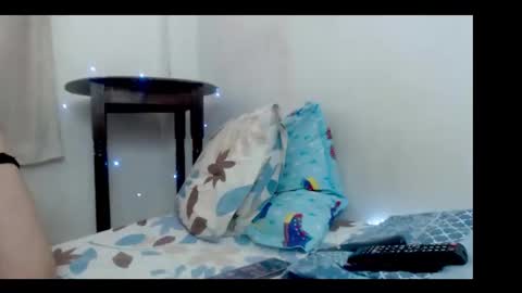 mulkitaruizxox online show from April 30, 3:18 pm