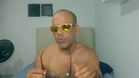 Snapshot of multiplicationboom chatting on November 17, 4:51 am multiplicationboom online show from November 17, 4:51 am