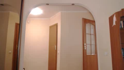 Erik online show from February 20, 5:01 am