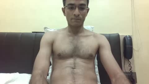 Snapshot of mumbaimonster8inch chatting on January 1, 1:26 am rajesh engineer online show from January 1, 1:26 am