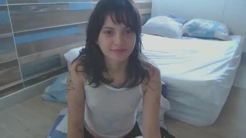 Snapshot of munchi_ chatting on September 22, 5:48 pm   online show from September 22, 5:48 pm