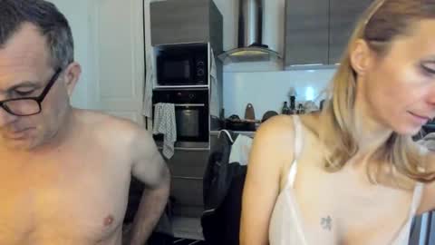 LOVELY JULIA  Peter DAY online show from December 22, 8:55 am