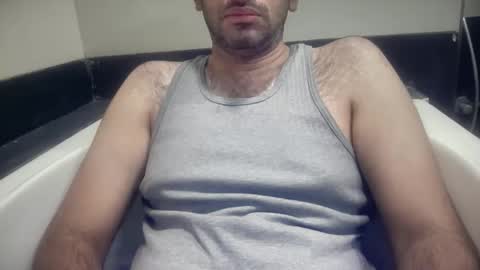 munnabobby2008 online show from April 25, 5:21 pm